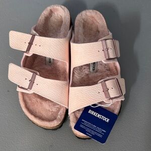 Birkenstock Light Pink Shearling Sandals women brand new with tags